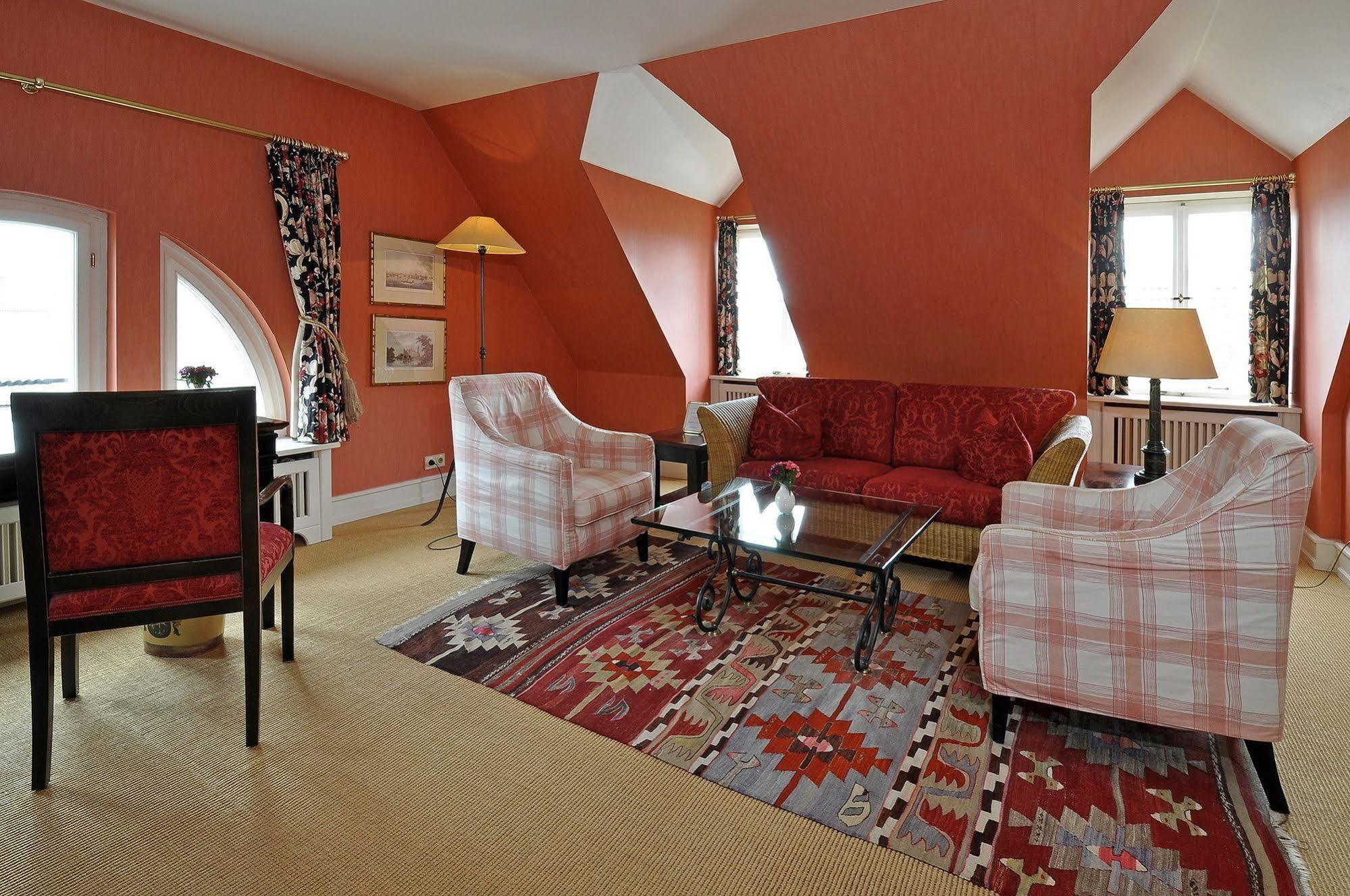 באד נאוהיים Herrenhaus Von Loew מראה חיצוני תמונה